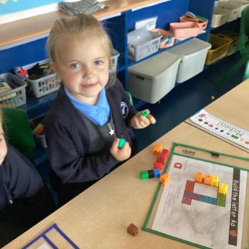 Jolly Phonics: Ss, Aa,Tt