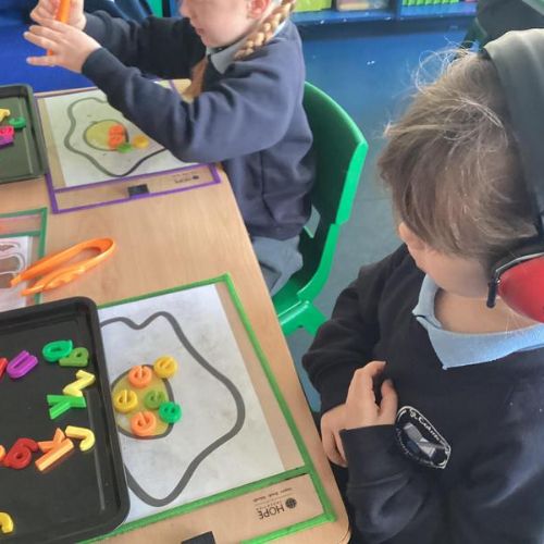 Jolly Phonics:Cc,Kk,Hh,Ee