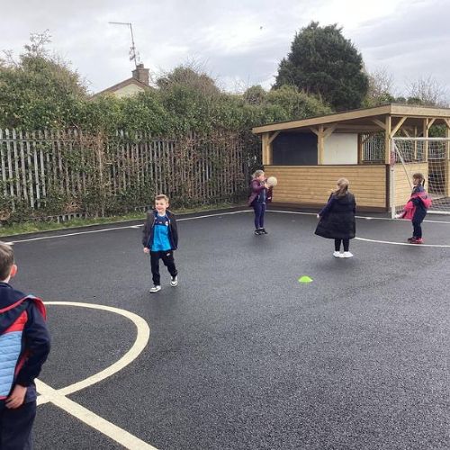 Passing the ball with our hands and feet