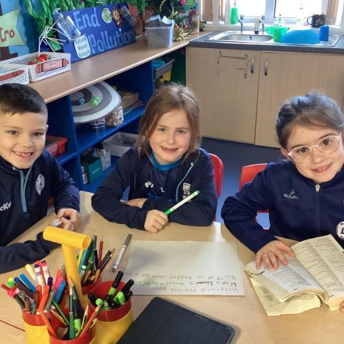 P4A put their dictionary skills to the test to look up and record meanings of a variety of their spelling words from Term 1 with their learning partner!