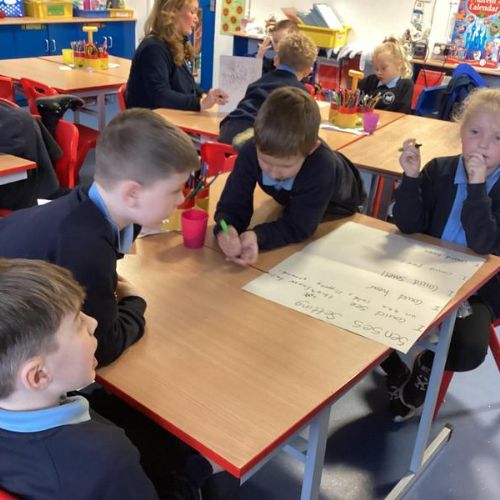 P4A watched Mrs Claus on Literacy Shed and then worked collaboratively in groups to write a shared recount of her story!