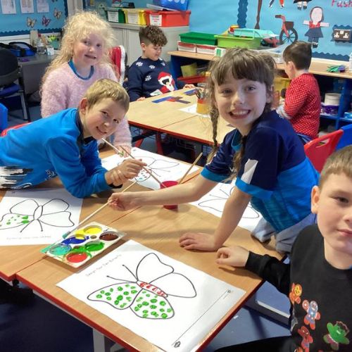P4A took part in a range of practical learning activities to create symmetrical patterns!