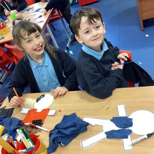 P4A had to use a range of skills and knowledge to become fashion designers this week!