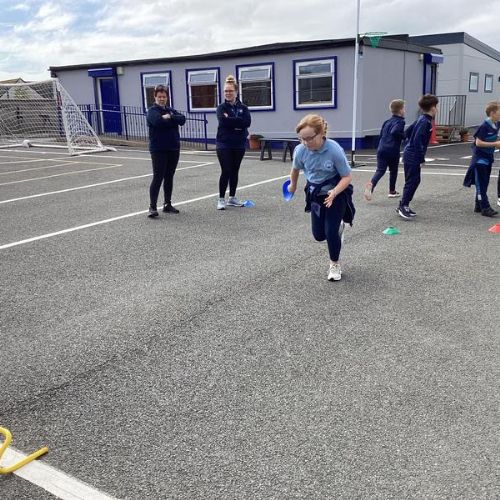 This week in PE, the children continued their athletics as they focused on their jumping and sprinting techniques.