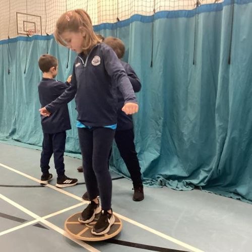 Improving our coordination, balance and movement through a range a range of circuit training activities.