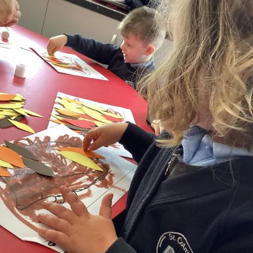 Week beginning Monday 7th October: We created hedgehogs using paint sticks and coloured card.