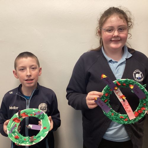 Creating our own Advent Wreaths - 17.12.15