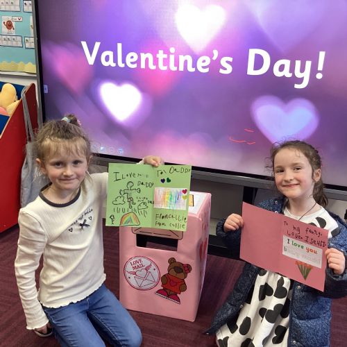 Valentine's Arts and Crafts 🎨🖌️